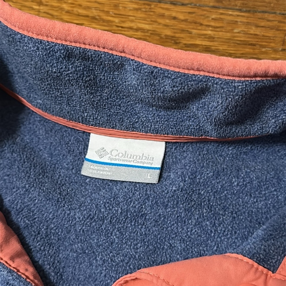 Columbia Blue and Coral Fleece Pullover Top, Large - Picture 2 of 4